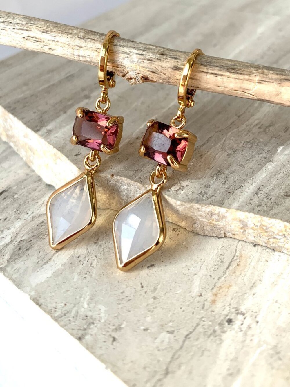 Garnet Opal prong set glass Huggie Earrings NWT